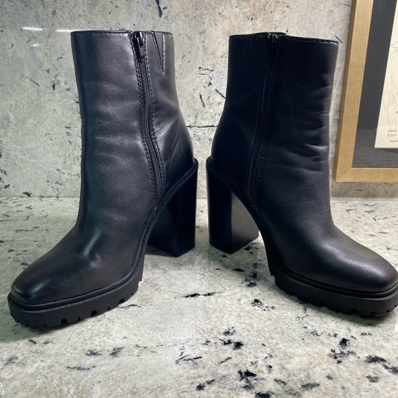 Chelsea & Violet Falla Double-Zip Booties .. sz 8.5 - Picture 3 of 6